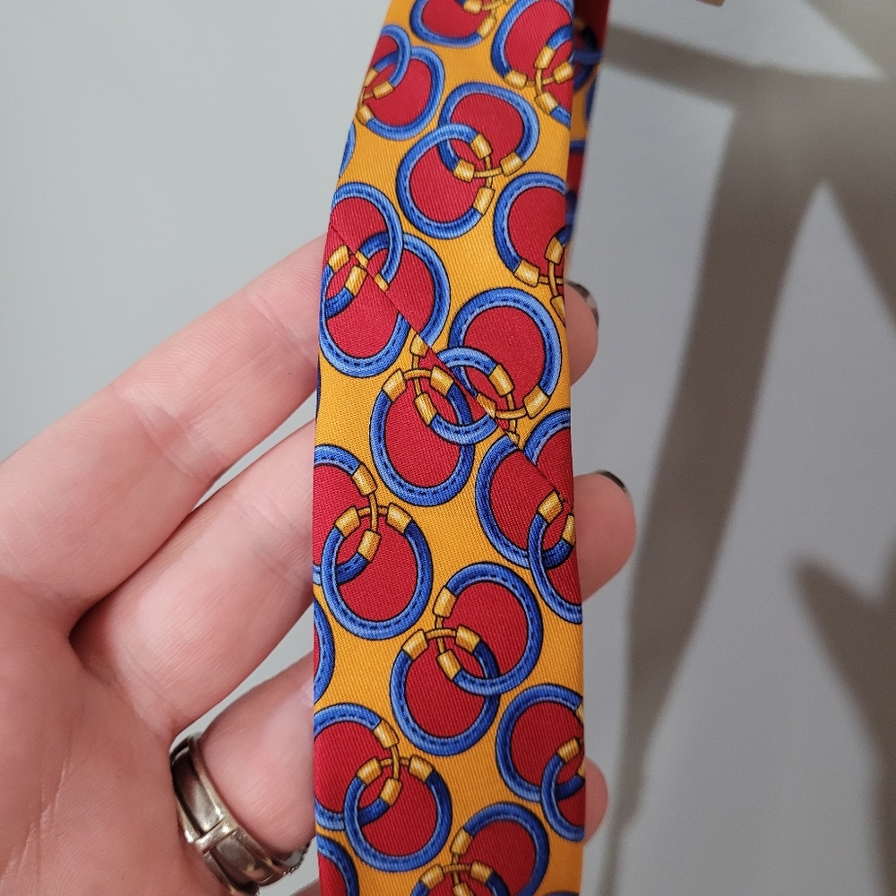 Gucci Red Geometric Pattern Tie - Picture 4 of 13